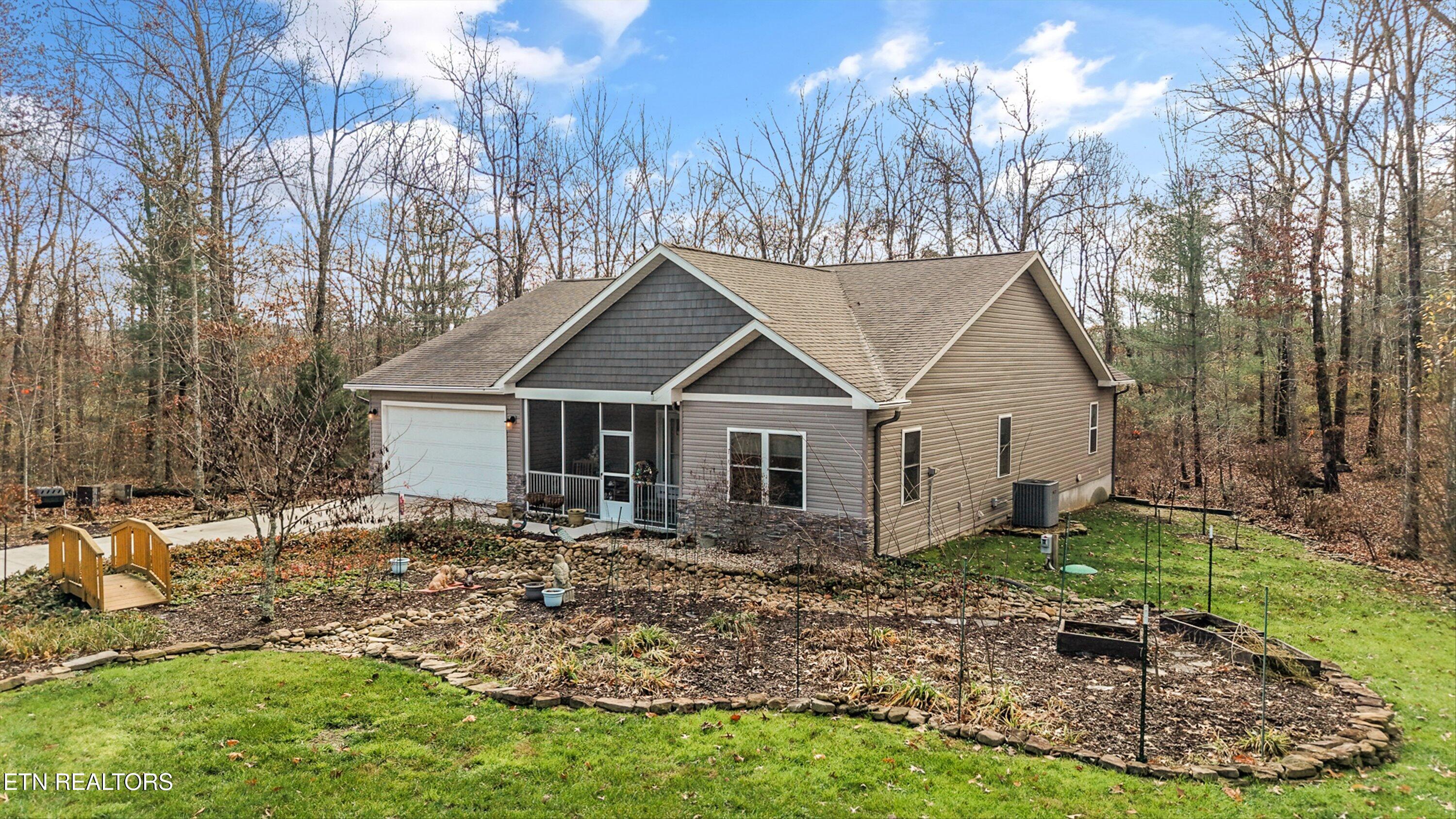 Image 2: 02-2220 Wichita Dr36