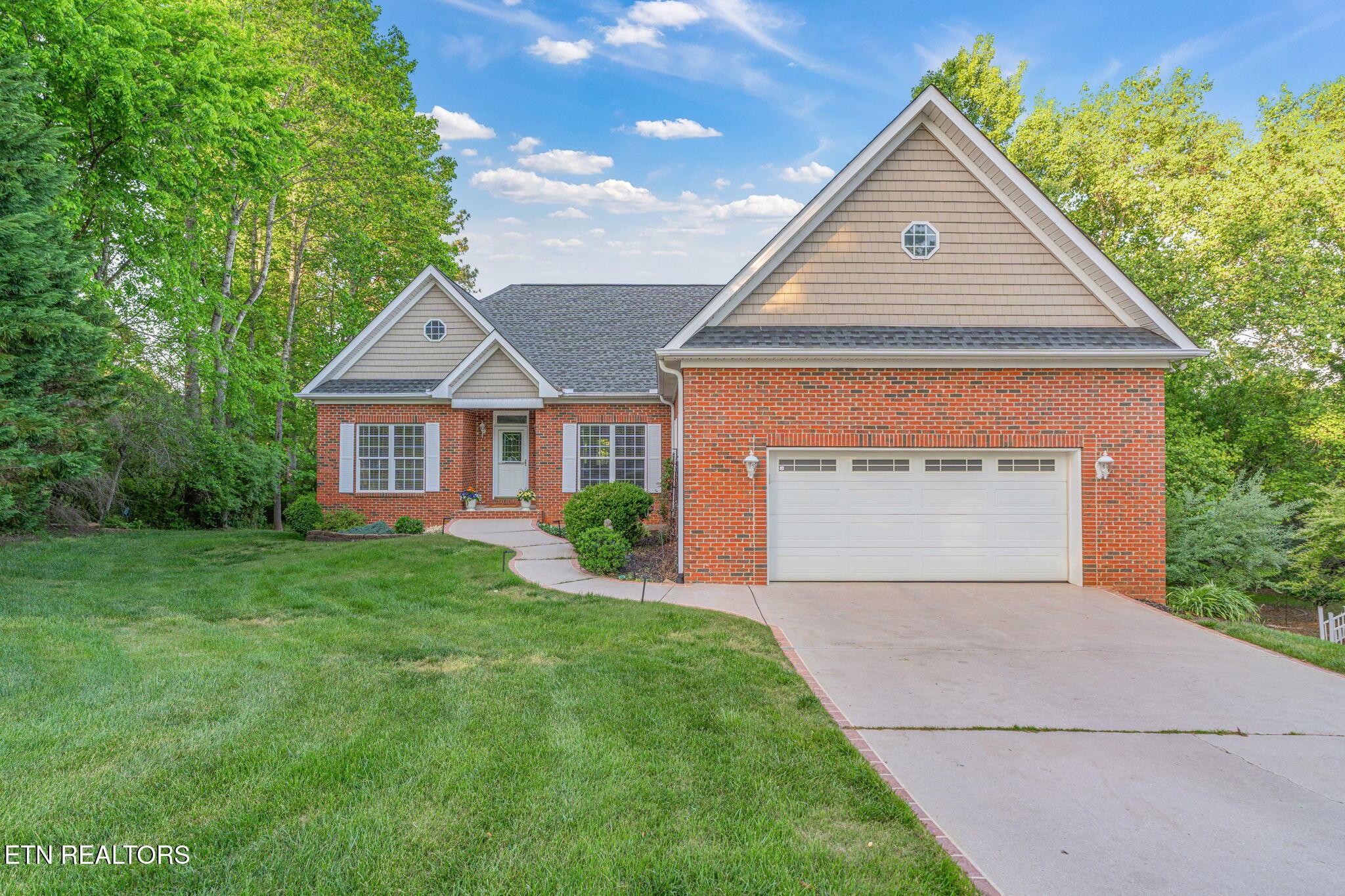 Image 2: 8-web-or-mls-201 Tecumseh Way-9