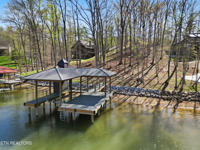 115 Cozy Cove Way