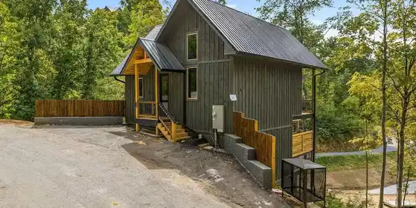 220 Jolene Way