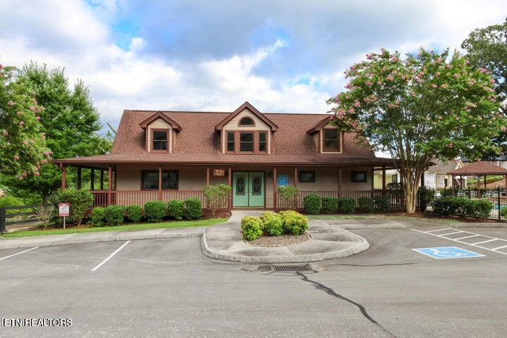 Image 4: DACC Clubhouse 1