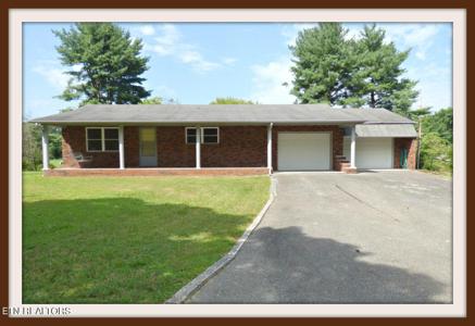 1815 Grand Lane