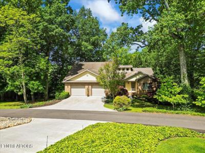 372 Parkwood Circle