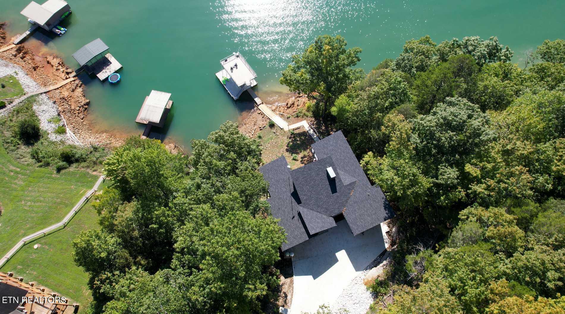 Image 4: 143 Hidden Ln The Cutali Group