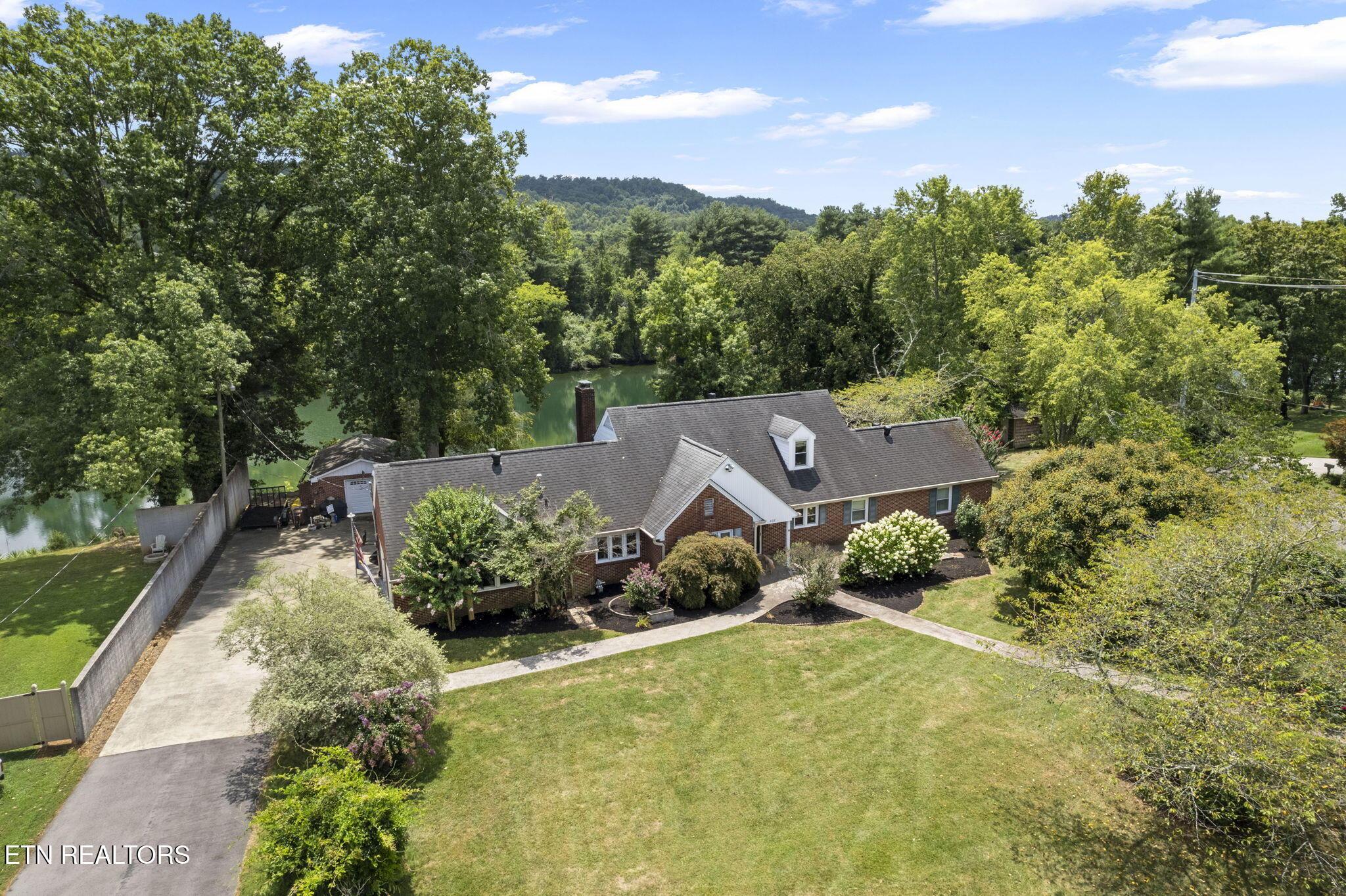 Image 4: 4-web-or-mls-DJI_0399