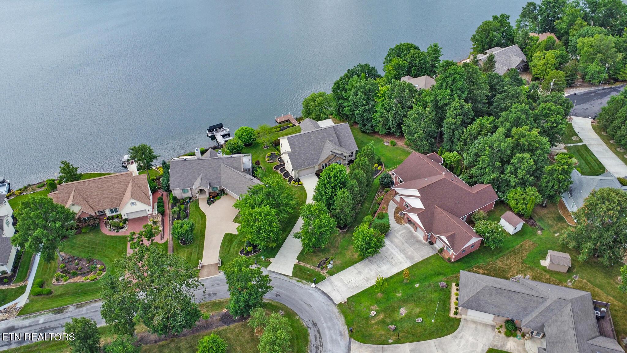 Image 4: Aerial view from street