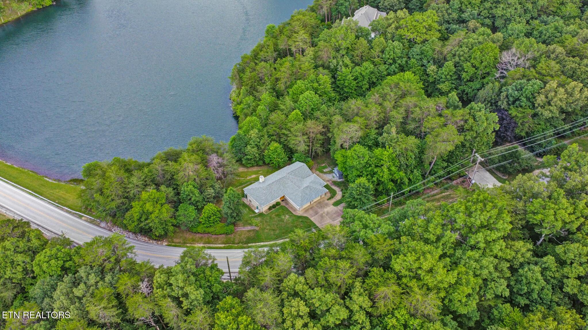 Image 3: dji_0374-dji_0376