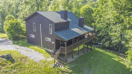609 Wildcat Hollow Rd