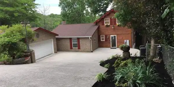 3145 Hardy Blvd