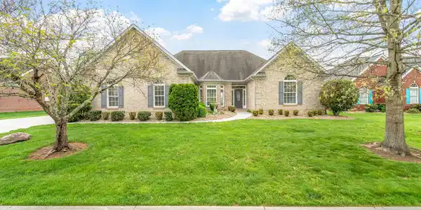 476 Leeward Way