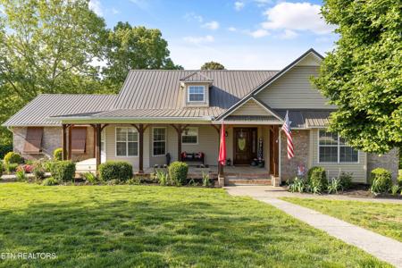 3083 Waters Edge Drive