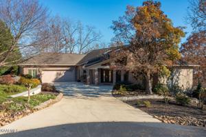 203 Shawnee Cove Cove