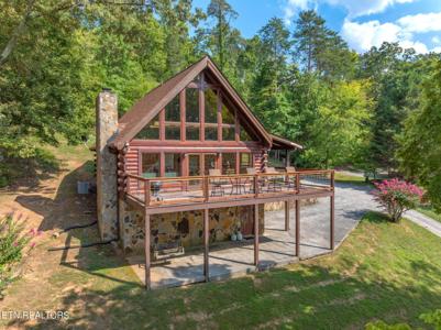 1828 Indian Shadows Drive