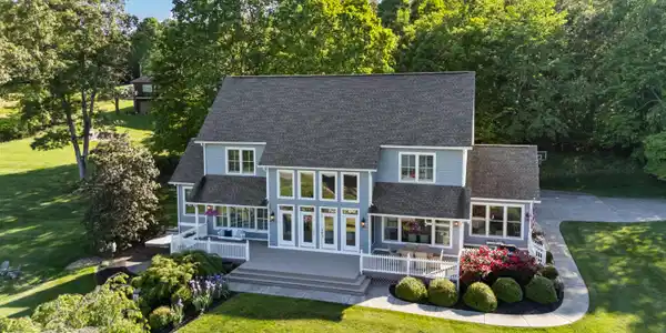 208 Lake Crest Drive