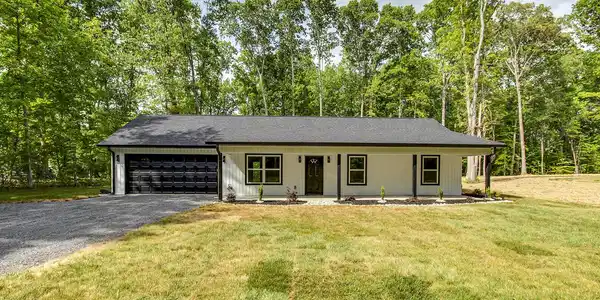 730 Holly Glen Rd