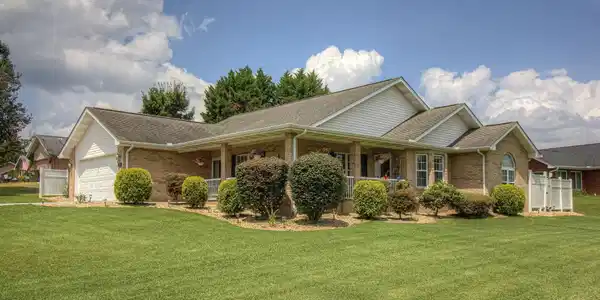 1404 Beechtop Lane