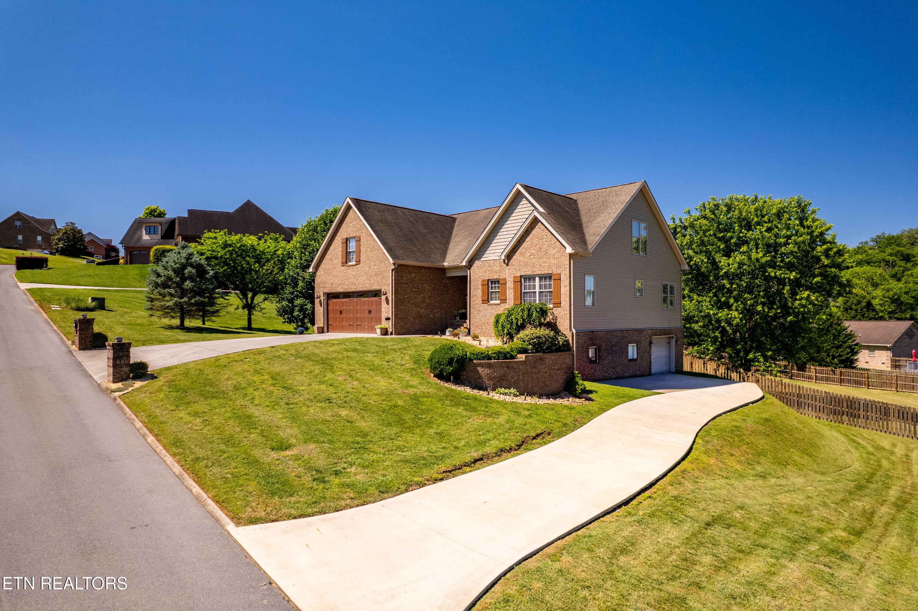 Image 2: Driveway to Lower Level