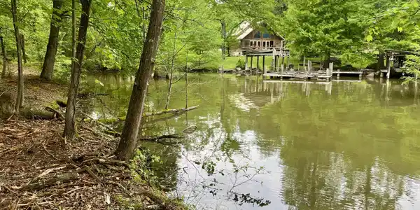 100 Headrick Cove