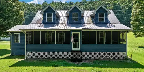 110 Halcomb Drive