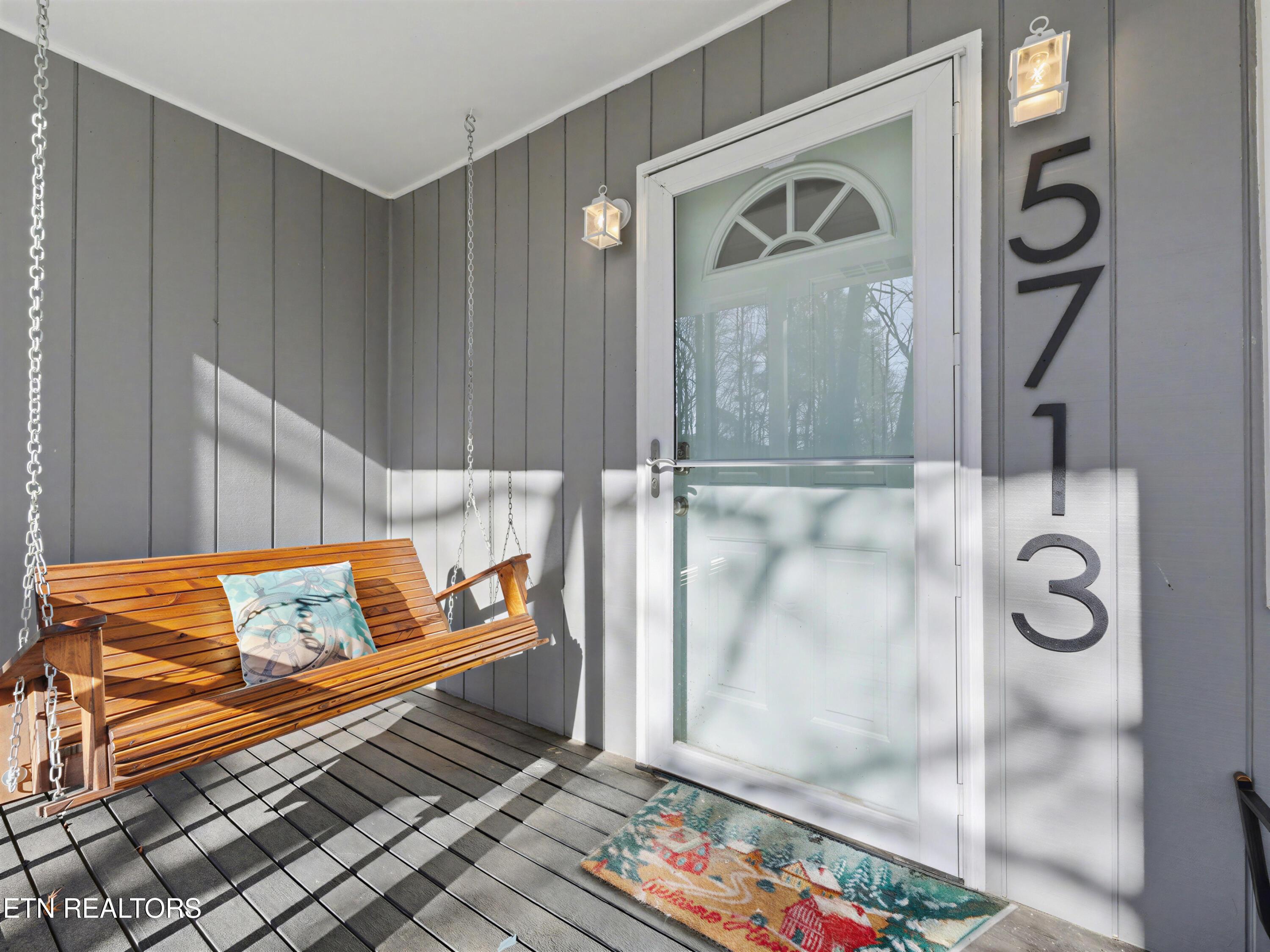 Image 4: Welcome home!