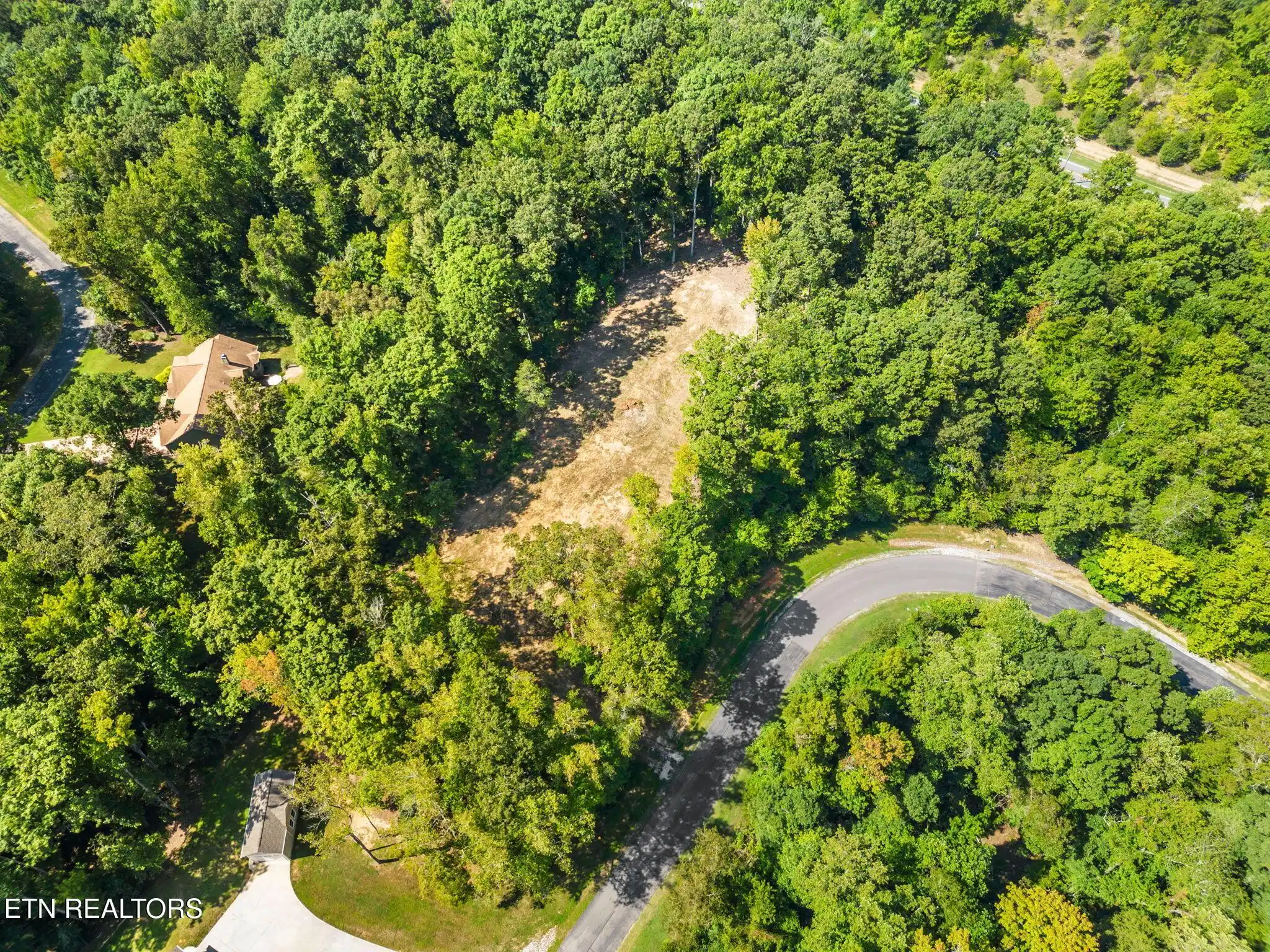 Image 1: 4-web-or-mls-DJI_0797