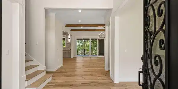 526 River Rd