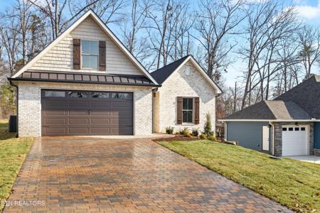 206 Daleyuhski Lane Lane