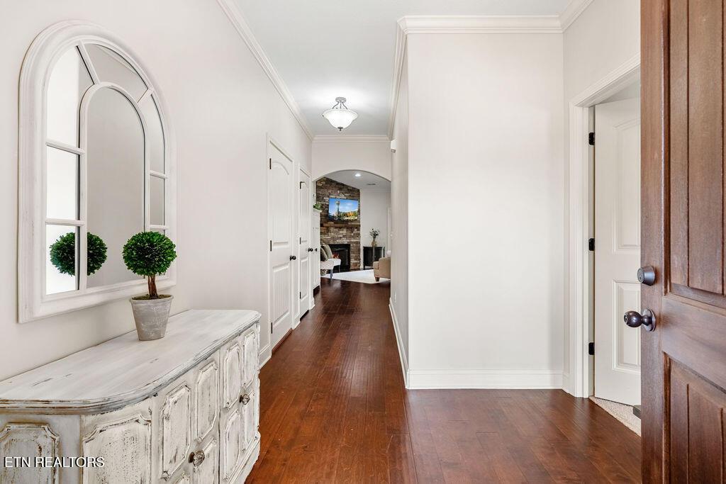 Image 2: Foyer