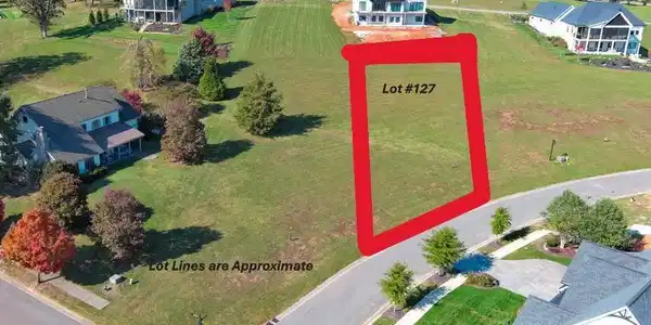 211 Chestnut Lane