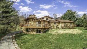 309 Orchard Knob Rd