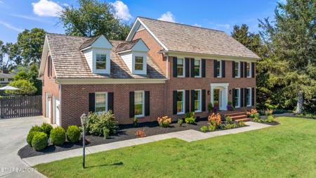 2025 Rivergate Drive