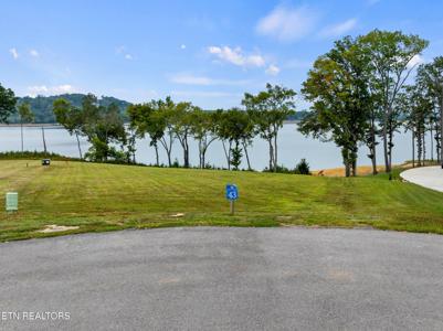 43 English Mountain Point