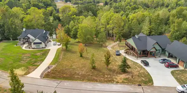 Image 4: 108 Blue Heron Bluff