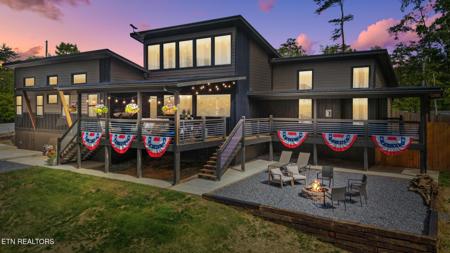 2466 McQueen Way