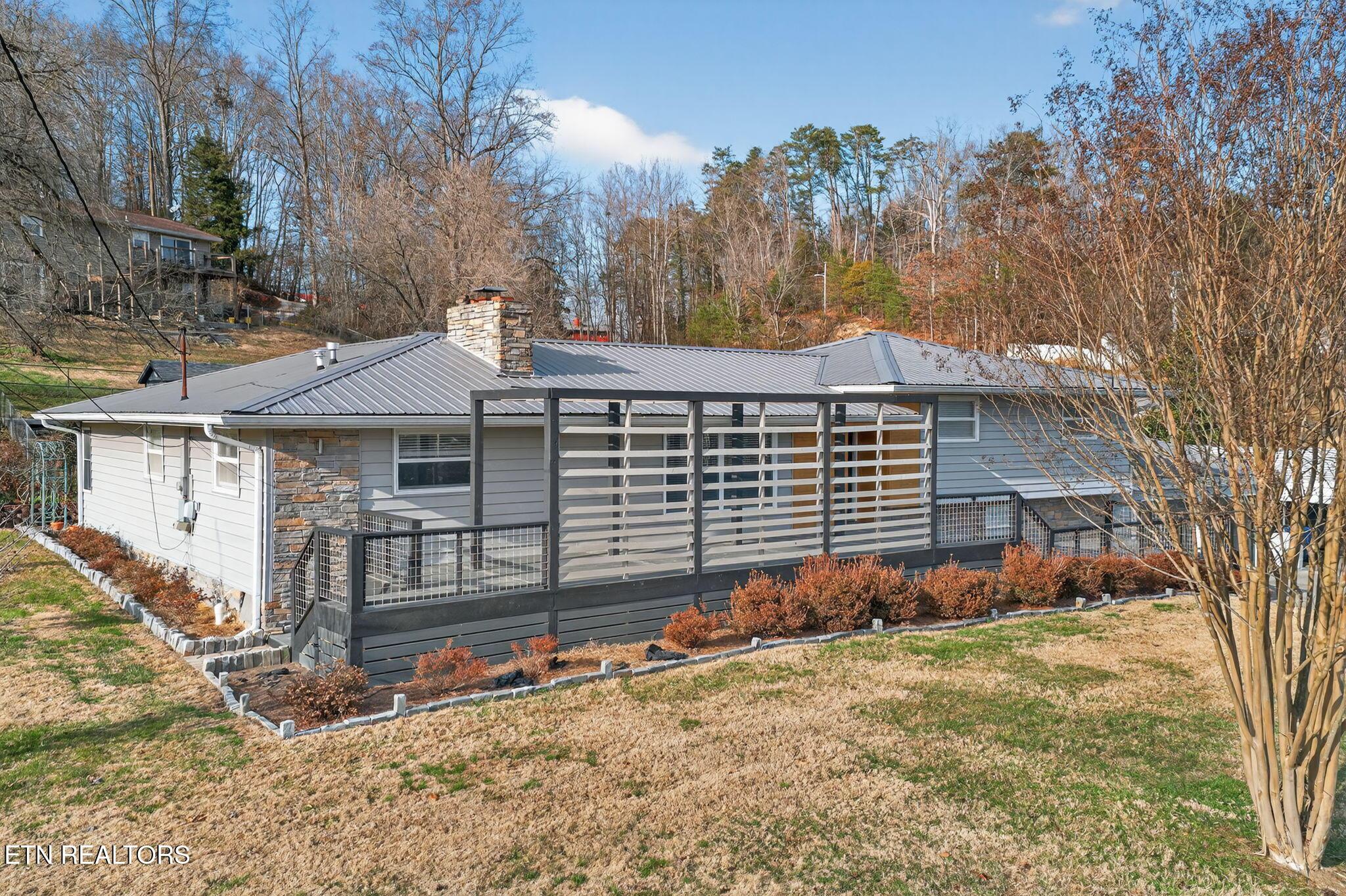 Image 4: 12-web-or-mls-308 Sanford--34