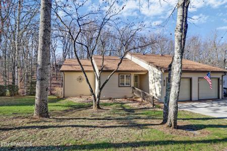 313 Lake Catherine Circle