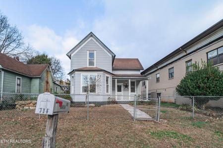 306 Carter Ave
