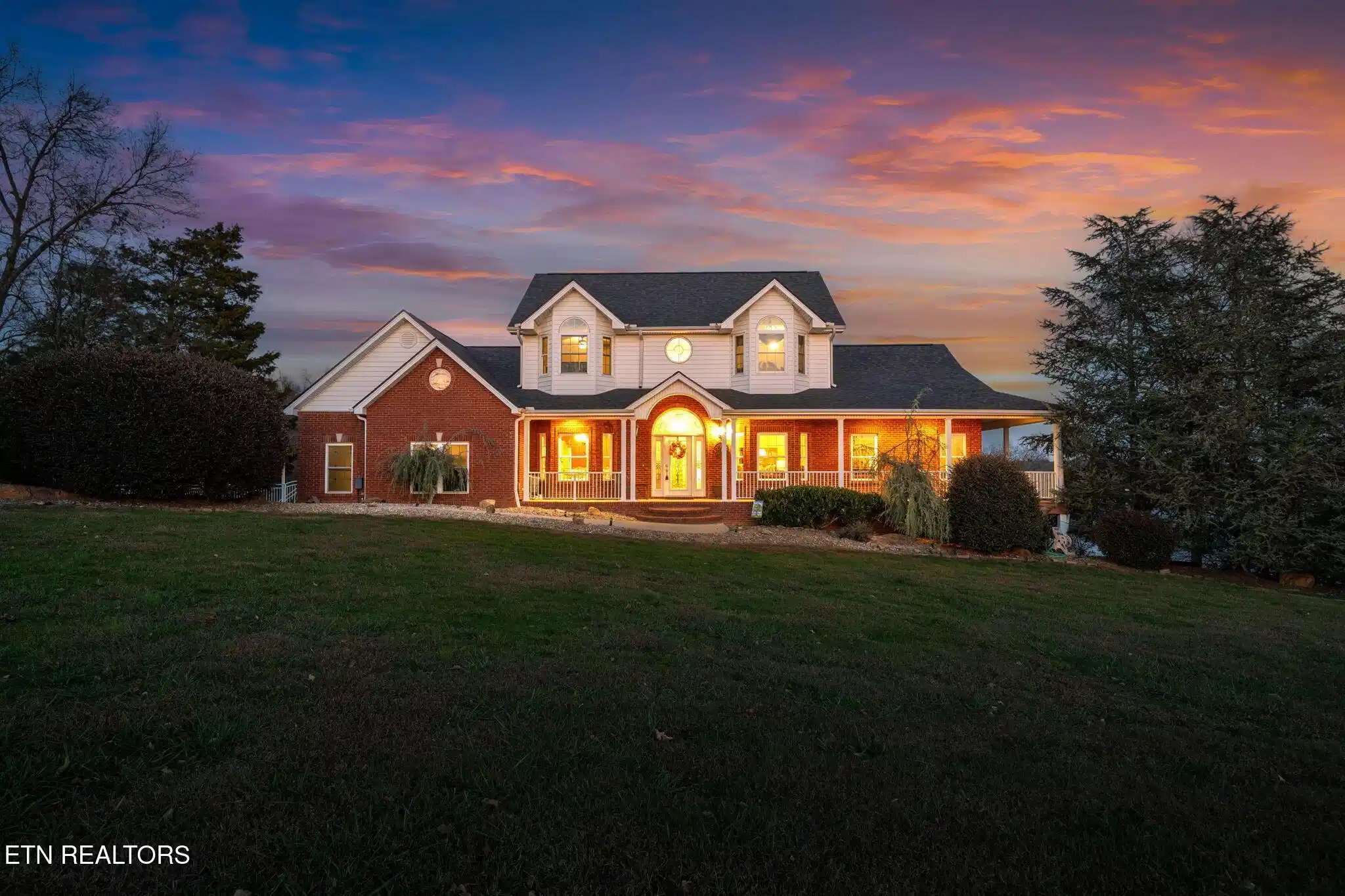 Image 1: 1-web-or-mls-433 River Bend Dr-1