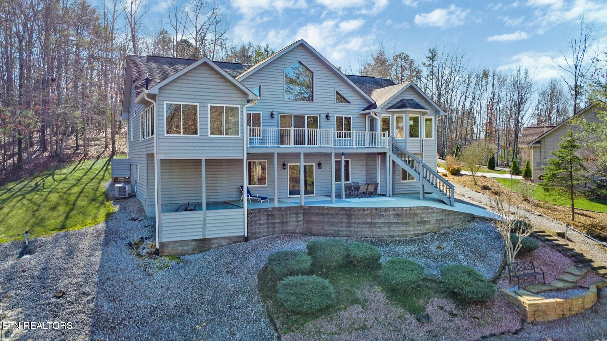 Image 2: Back of Home