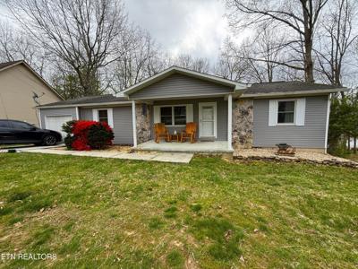 312 Lakeview Drive