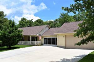 126 Hedgewood Point