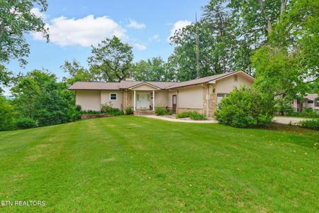 27 Brambleton Court