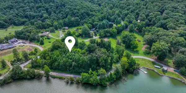 Image 2: DJI_20250731115904_0840_D_36