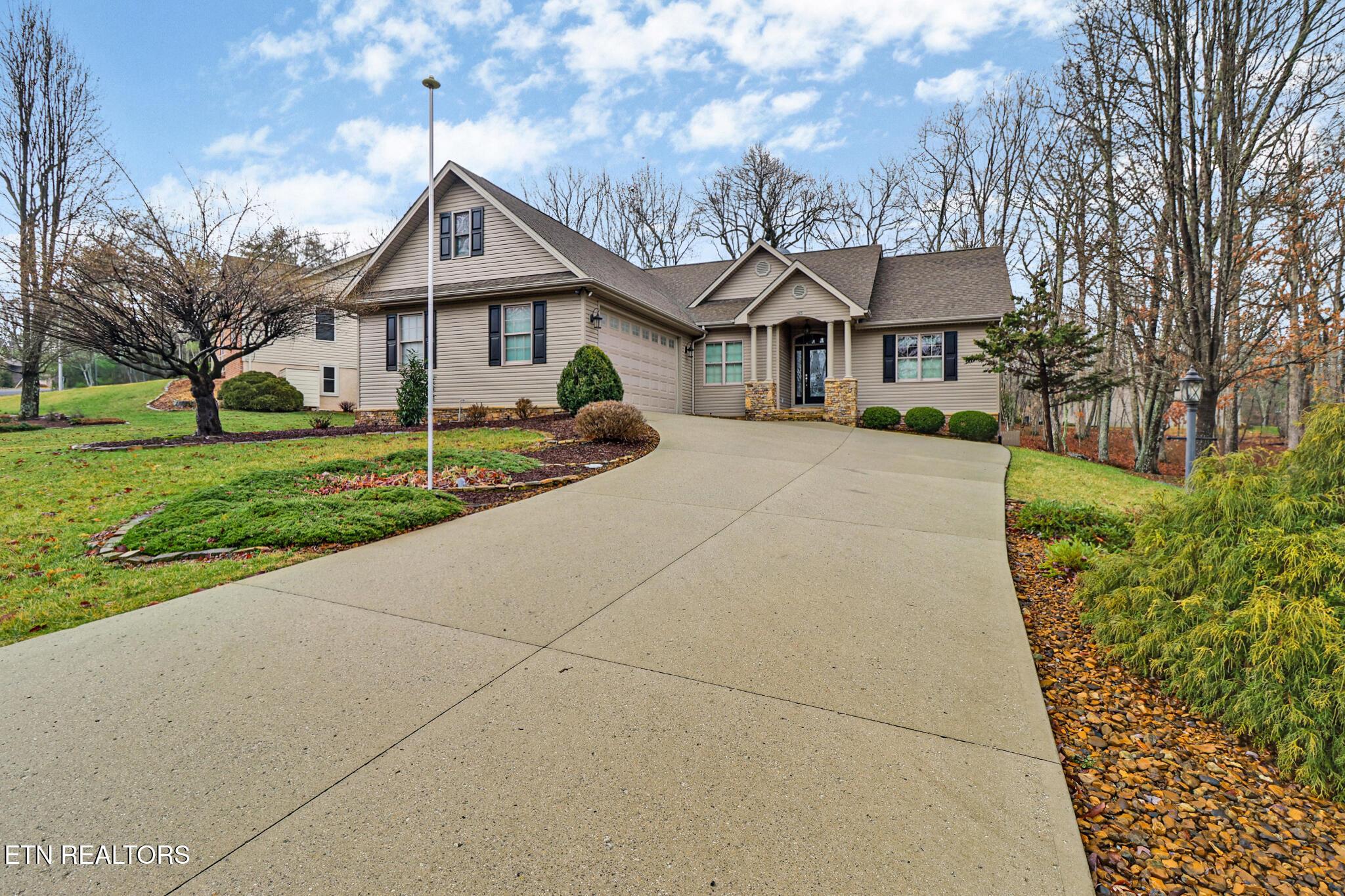 Image 4: Front of home