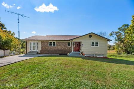 2416 Cherokee Drive