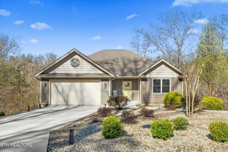 430 Larayne Hollow Rd
