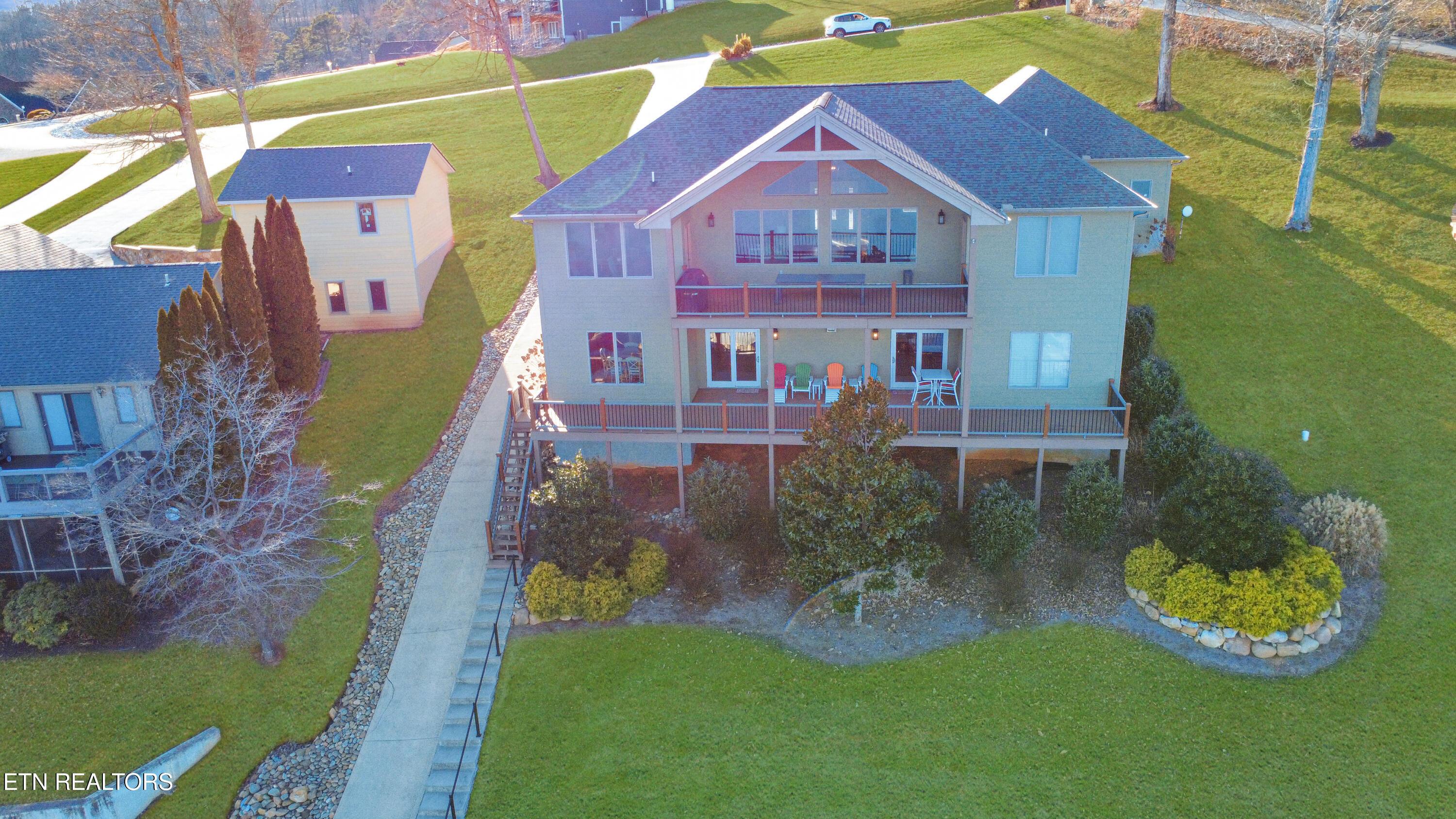 Image 4: 374 NorrisCrest