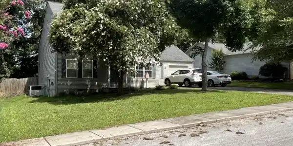 168 Newport Way