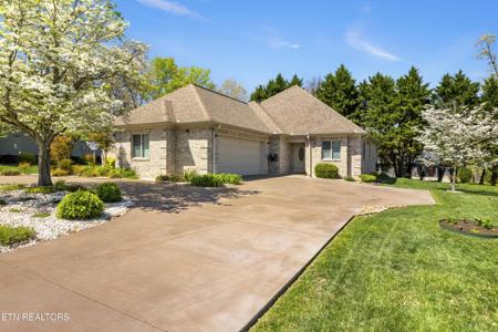 124 Pocola Way