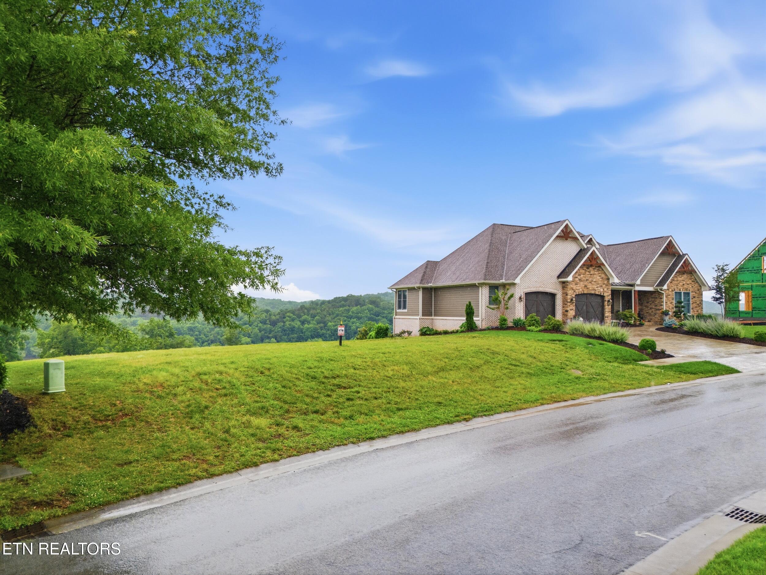 Image 4: 2327_persimmon_ridge_003